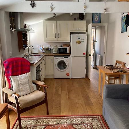 Morning Sun Apartment Глостънбъри Екстериор снимка